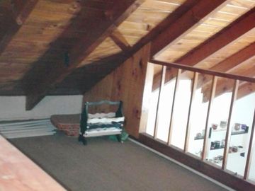LOFT EN VENTA UBICADO EN AMPLIO LOTE