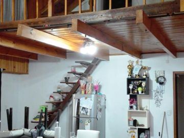 LOFT EN VENTA UBICADO EN AMPLIO LOTE