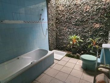 39 Bedroom Commercial for sale