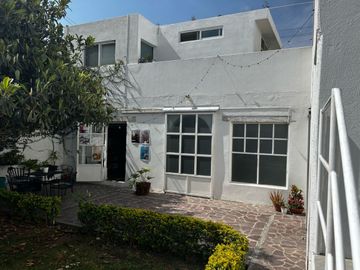 CASA EN VENTA EN FRACC COLINAS DEL PARQUE