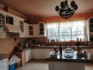 Farm Villa for Sale in Tagaytay City
