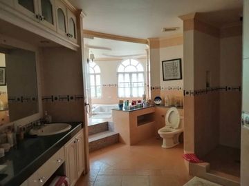 Farm Villa for Sale in Tagaytay City