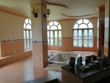 Farm Villa for Sale in Tagaytay City