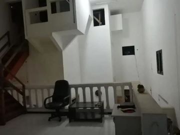 Rumah 2 Lantai Siap Huni Ploso Timur Surabaya