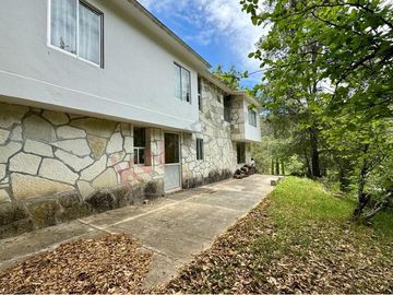 Venta Espectacular Terreno con Cabaña - Mineral del Chico