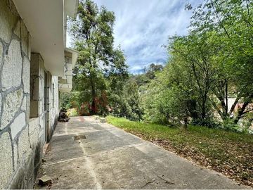 Venta Espectacular Terreno con Cabaña - Mineral del Chico