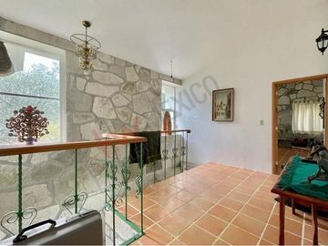 Venta Espectacular Terreno con Cabaña - Mineral del Chico
