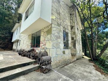 Venta Espectacular Terreno con Cabaña - Mineral del Chico