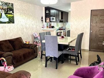 CASA EN VENTA  LA HACIENDA