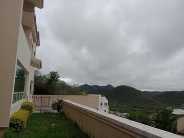 Casa en venta zona Sierra Alta