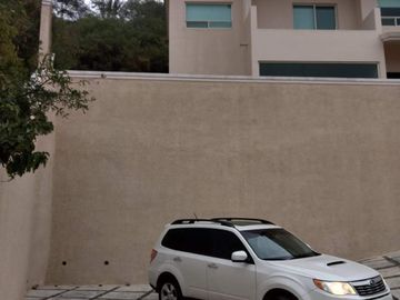 Casa en venta zona Sierra Alta
