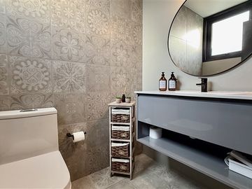 Casa en venta de 7 dorm. en Colina
