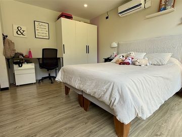 Casa en venta de 7 dorm. en Colina