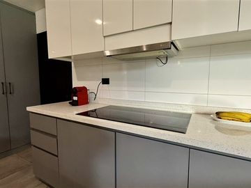 Casa en venta de 7 dorm. en Colina