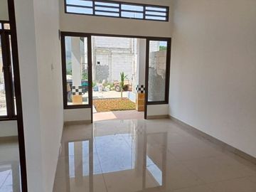 Rumah Nuansa Bali dekat Kampus dan Tol Sawangan Depok