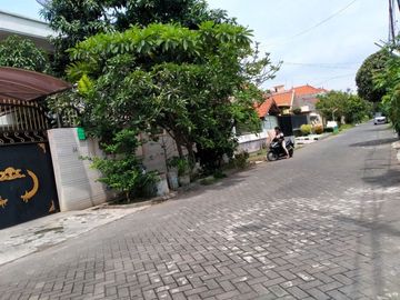 Rumah 2 Lt baru gress lay out bagus di Gayungsari dekat jalan raya, sekolah al hikmah, harga nego sisa 3 unit