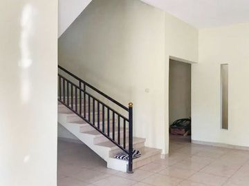 Rumah Dijual Dekat Mall Solo Square, Kampus UMS Solo