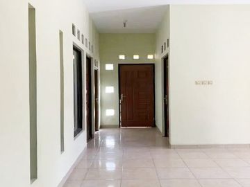Rumah Dijual Dekat Mall Solo Square, Kampus UMS Solo