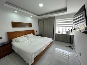 casa en venta en urbanización la flora. Cod V107985