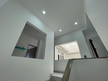casa en venta en urbanización la flora. Cod V107985