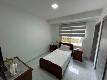 casa en venta en urbanización la flora. Cod V107985