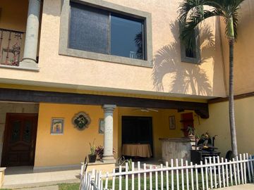 Casa en venta en San Jerónimo de Ahuatepec, Cuernavaca, Morelos Casas y bienes raíces en venta en Cuernavaca, Morelos