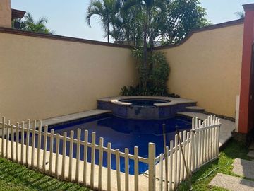 Casa en venta en San Jerónimo de Ahuatepec, Cuernavaca, Morelos Casas y bienes raíces en venta en Cuernavaca, Morelos