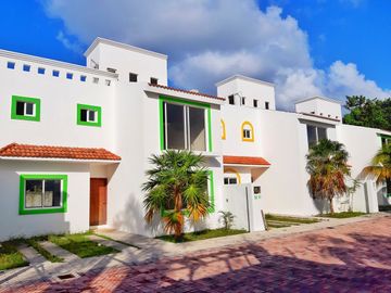 FRENTE AL MAR, VILLA TOPACIO #30