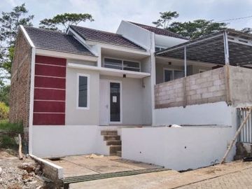 Rumah Minimalis Kekinian Strategis dkt Tol Padalarang