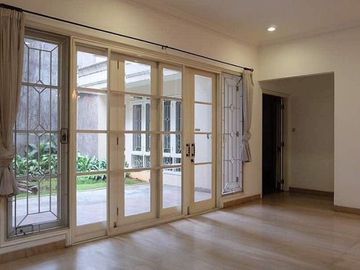 Dijual CEPAT Rumah Mewah 2LT Bagus Modern di Brawijaya