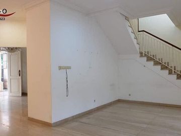 Dijual CEPAT Rumah Mewah 2LT Bagus Modern di Brawijaya