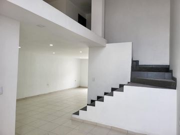 CASA EN VENTA FRACC. LAS FLORES C.P. 31513 EN CD. CUAUHTÉMOC, CHIHUAHUA.