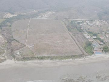 Frente al Mar Playa Escondida