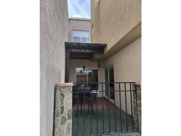 CASA EN VENTA AL SUR DE PACHUCA, BLVD SANTA CATARINA