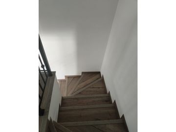 CASA EN VENTA AL SUR DE PACHUCA, BLVD SANTA CATARINA