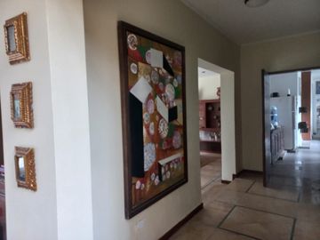 Venta de Hermosa Casa en la Encantada de Villa Chorrillos