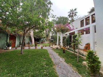 Venta de Hermosa Casa en la Encantada de Villa Chorrillos