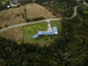 Casa en arriendo de 4 dorm. en Puerto Varas