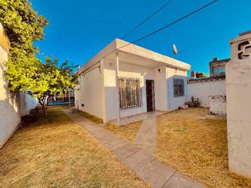 Casa PH en venta en Ituzaingo Norte