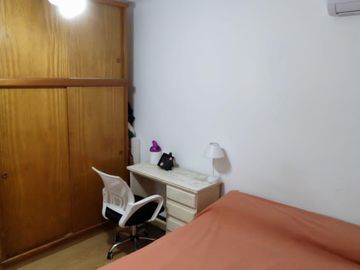 Casa de 3 ambientes en  Villa Sarmiento