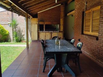 Casa de 3 ambientes en  Villa Sarmiento