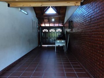 Casa de 3 ambientes en  Villa Sarmiento