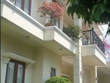 Rumah Cantik di Rempoa Jakarta Selatan