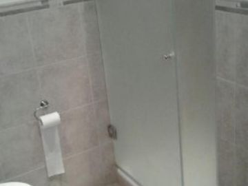 Casa 4 amb. Minimalista, con piscina