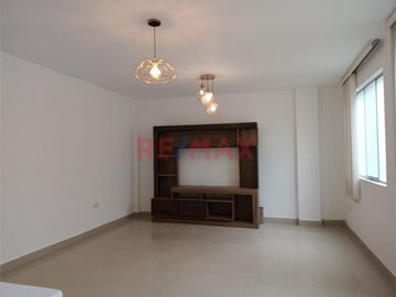 🏡 Departamento Tríplex Con Entrada Independiente + Aires En La Victoria 🚪