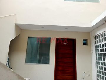 🏡 Departamento Tríplex Con Entrada Independiente + Aires En La Victoria 🚪