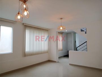 🏡 Departamento Tríplex Con Entrada Independiente + Aires En La Victoria 🚪
