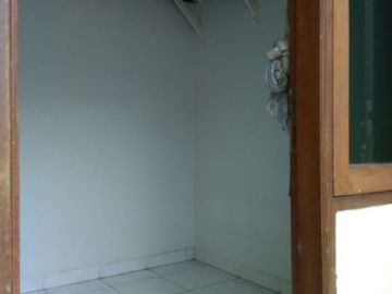 RUMAH DI SEWAKAN DI JL. HAJI JAYA CILANDAK BARAT JAKARTA SELATAN