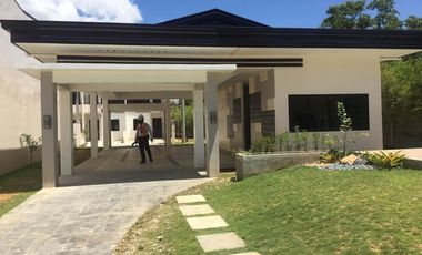 1-Bedroom Condo with Free Parking in Almond Drive Talisay