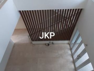 RUMAH BARU MURAH 2 LANTAI SIAP HUNI KONSEP HEMAT ENERGI LOKASI STRATEGIS DI CIPINANG JATINEGARA JAKARTA TIMUR